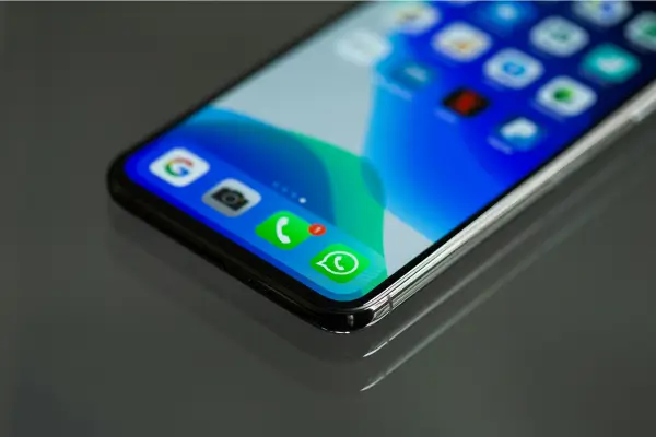 como ocultar app